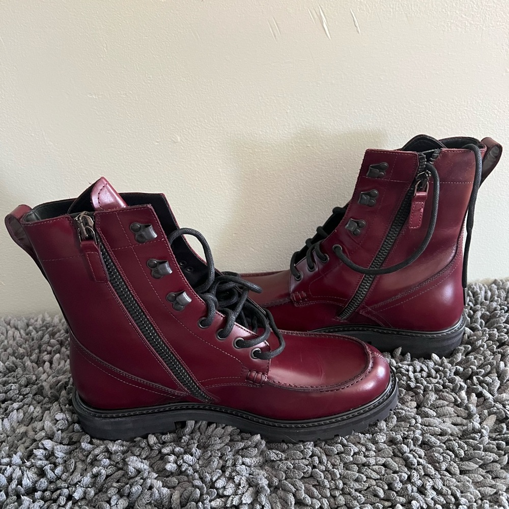 Aquatalia Men's Ira Calf Lace Up
Leather Oxblood Boots - new never worn